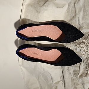ROTHY'S "Black shimmer" point flats
